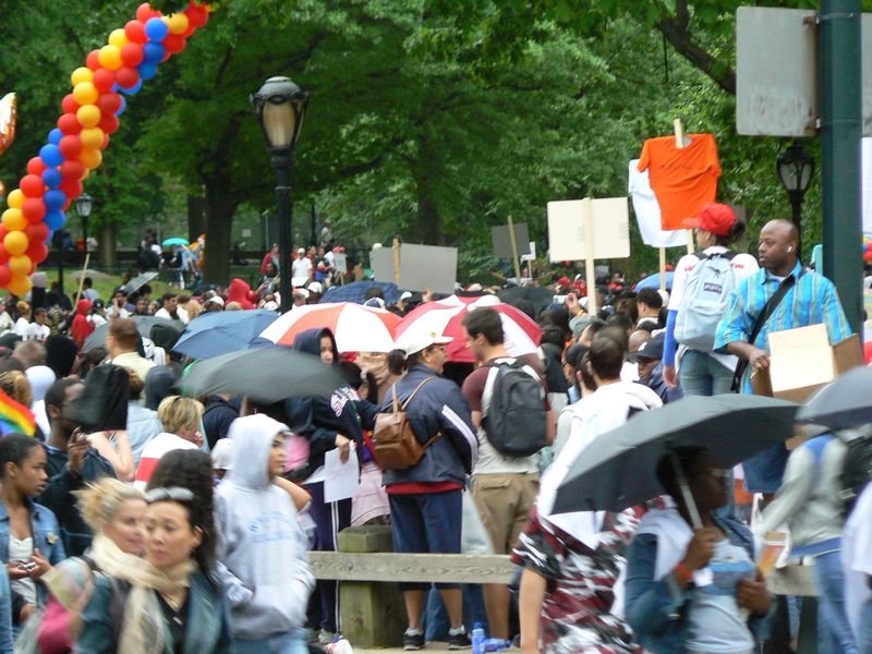 Central Park et autour: Marche dans central park contre le sida 2